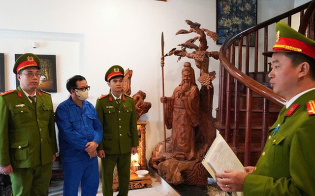 Cựu Giám đốc ĐH Huế đã nộp đủ số tiền tỉ chiếm đoạt trước khi hầu tòa