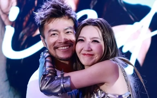 Hai em gái của nhà thiết kế Lãng Trình tử vong trong vụ cháy 7 tòa chung cư