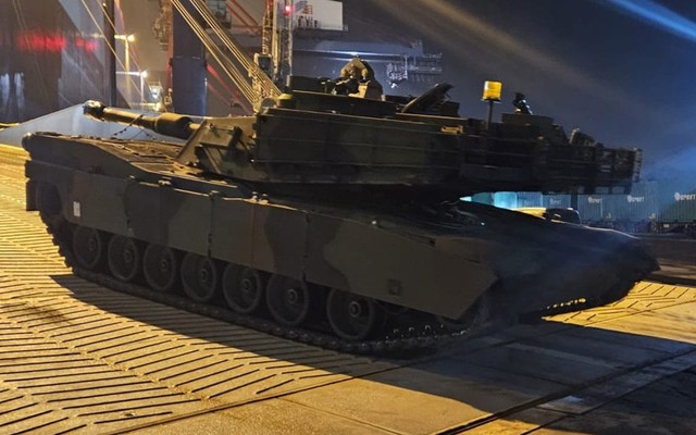 Thêm 32 xe tăng M1A2 SEPv3 Abrams gây sức ép lên Kaliningrad