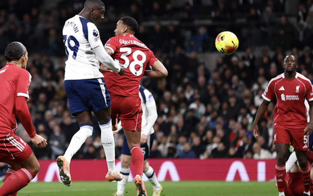 Tottenham nhận hai thẻ đỏ, thua sốc sân nhà trước Liverpool