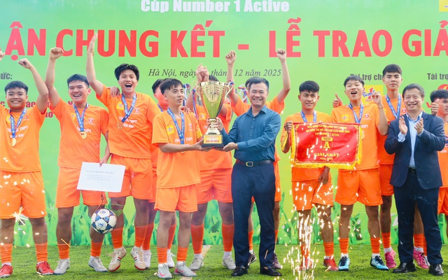 THPT Xuân Mai lần đầu vô địch Giải bóng đá học sinh THPT Hà Nội – An ninh Thủ đô 2025