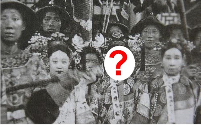 Hoàng hậu ở ngôi lâu nhất nhà Thanh: Không một đêm thị tẩm trong 20 năm, được lịch sử gọi là "hiền nhân"