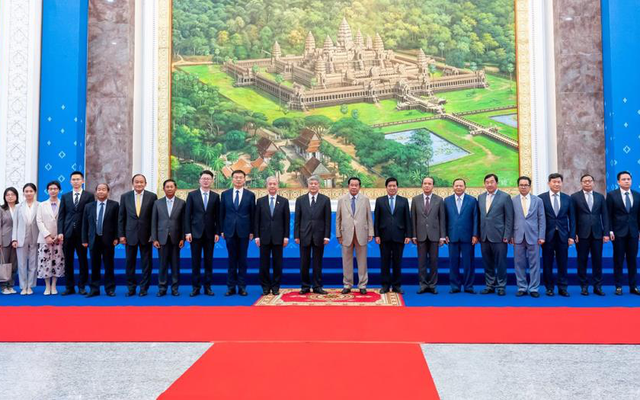 Ông Hun Sen: Campuchia và Trung Quốc là bạn bè son sắt, cộng đồng chung vận mệnh trong kỷ nguyên mới