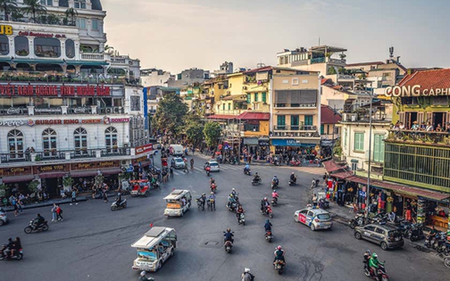 Từ 1/1/2026: Mức lương tối thiểu ở Hà Nội là 22.700 - 25.500 đồng/giờ