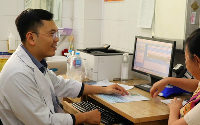 TPHCM: Người cao tuổi được cấp BHYT miễn phí có giữ nơi khám chữa bệnh ban đầu?