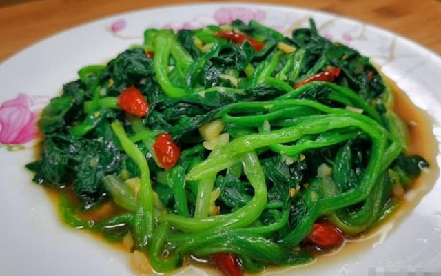 Tiến sĩ Mỹ đánh giá đây là "vua rau xanh", giàu axit folic gấp 38 lần táo: Khỏe xương, bổ não, giảm đột quỵ