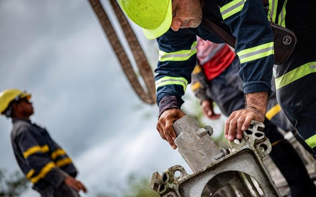 Một kỳ tích điện cao thế xuất hiện ở Cuba