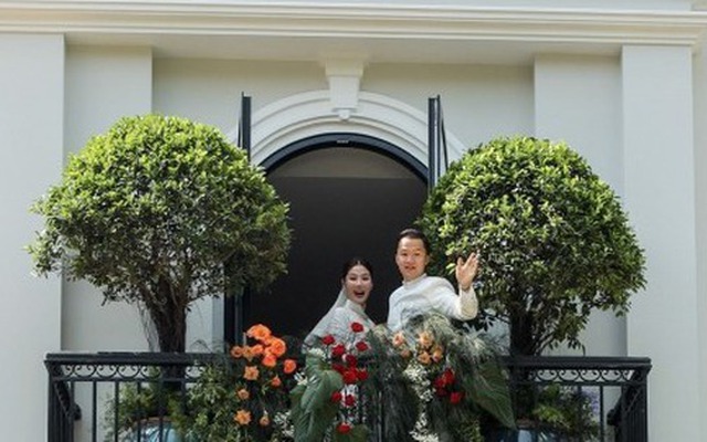 Mỹ nhân 33 tuổi làm dâu hào môn gia tộc kín tiếng, bố mẹ chồng cưng như con gái ruột, tặng quà cưới gây sốc