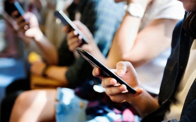 Vạch trần “công xưởng ngầm” sản xuất điện thoại Samsung cao cấp giả: Chủ mưu chỉ học hết lớp 8