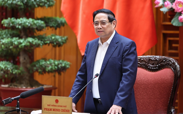 Thủ tướng làm việc với Bộ Quốc phòng về công nghiệp quốc phòng