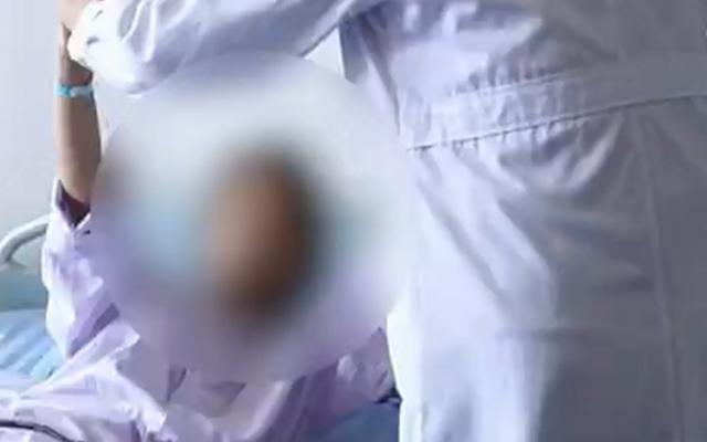 Chàng trai 20 tuổi suy thận vì ngày nào cũng uống thứ nước "vạn người mê"