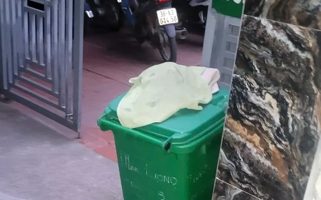 Xác minh vụ bé nam sơ sinh tử vong trong thùng rác ở Bắc Ninh