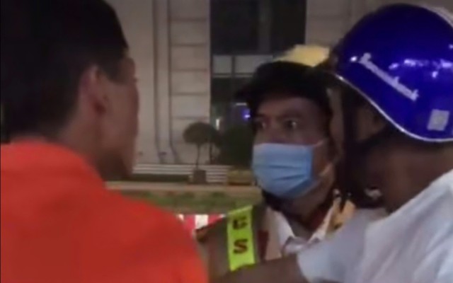 Bắt giữ kẻ đấm Cảnh sát giao thông Bắc Ninh khi bị kiểm tra nồng độ cồn