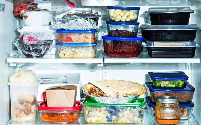Sai lầm khi cất thực phẩm khiến tủ lạnh nhanh hôi, dễ nhiễm khuẩn
