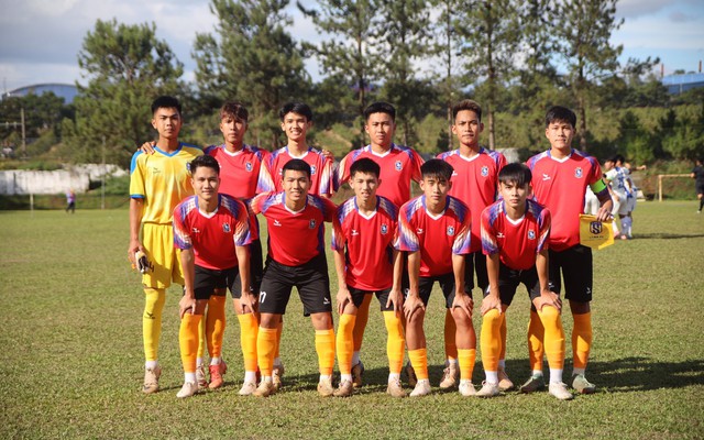 VFF phạt nặng 5 cầu thủ thi đấu tiêu cực