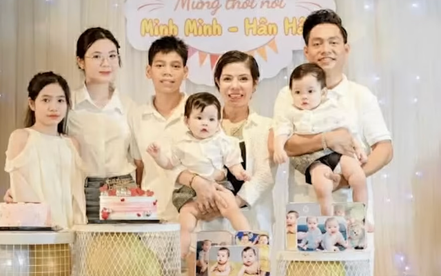 Tưởng phải chiến đấu với hiếm muộn, vợ sinh liền 5 con khiến chồng toát mồ hôi