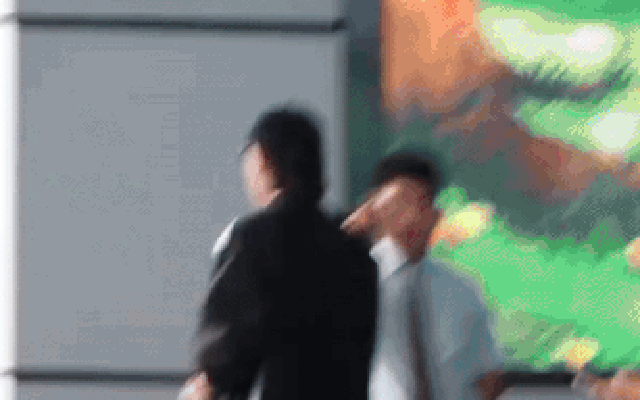 Nam ca sĩ bị xuất huyết não, phải phẫu thuật khẩn lấy cục máu đông để giữ tính mạng