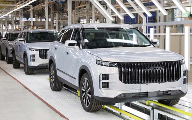 Từ xây dựng nhà máy đến liên tục ra mắt các mẫu xe mới, Omoda & Jaecoo muốn bán 10.000 xe tại Việt Nam năm 2026 - thách thức là gì?