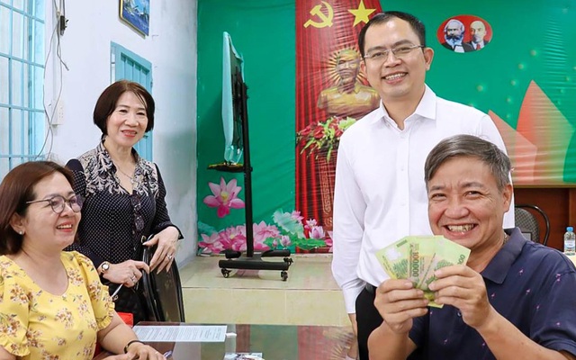 Ít ngày nữa, người lao động sẽ nhận 490% lương nếu đi làm