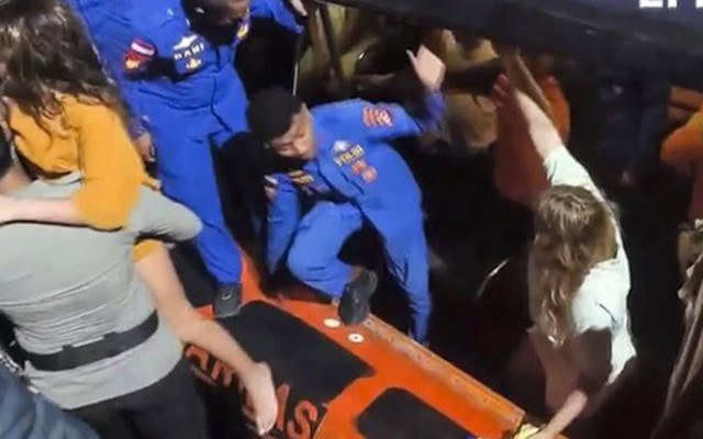 Thảm kịch xảy ra với HLV Tây Ban Nha và 3 con nhỏ trong chuyến du lịch tại Indonesia