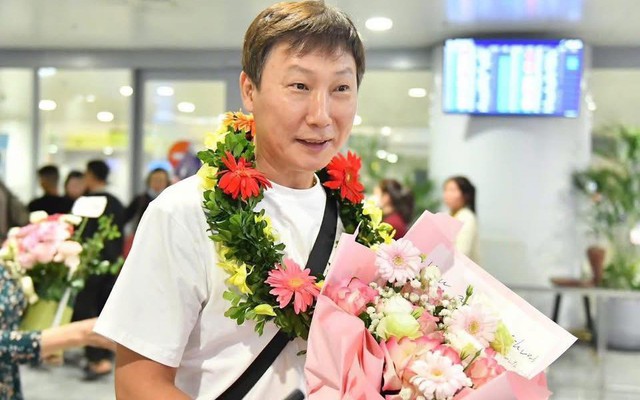 Vì sao HLV Kim Sang-sik không bầu Hoàng Đức cho ngôi vị Quả bóng Vàng?