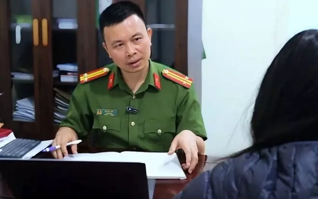 Tin 'chồng' trên mạng, người phụ nữ cắm sổ đỏ, bán vàng, mất 2,4 tỷ đồng