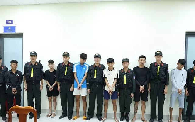 Triệt phá băng nhóm gây hàng loạt vụ chém người, thu giữ lượng lớn vũ khí