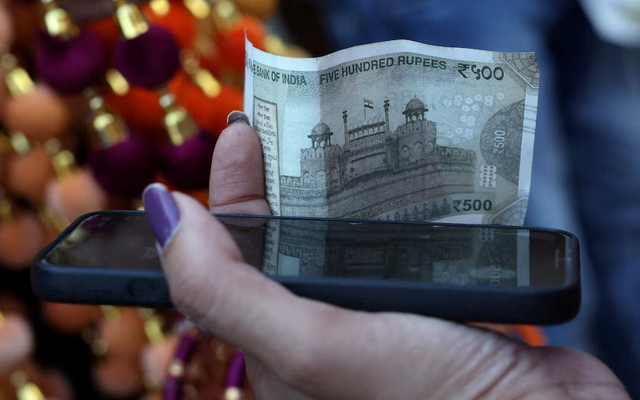 Đồng tiền của nền kinh tế số 5 thế giới thủng mốc tâm lý, vào top yếu nhất châu Á: Vì đâu?