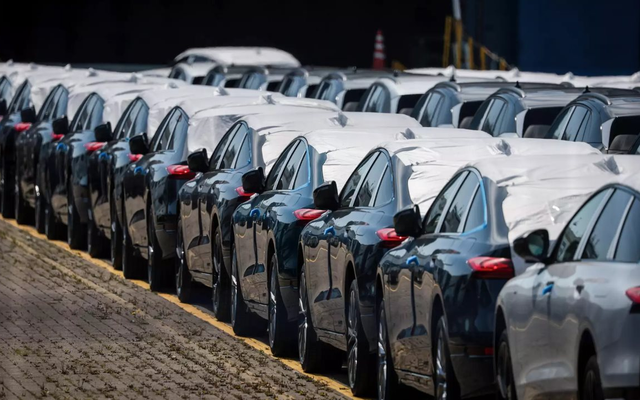 Giảm giá 1,5 tỷ đồng vẫn ế ẩm: Bong bóng xe điện Trung Quốc xì hơi, đến ‘ông vua’ BYD cũng bất ngờ lao dốc gần 27% doanh số