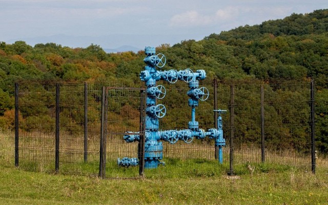 Ngừng mua khí đốt Nga đầu tiên tại châu Âu, quốc gia EU vừa ký một thỏa thuận mới với Gazprom, tổng thống tuyên bố miễn có lợi thì tiếp tục làm