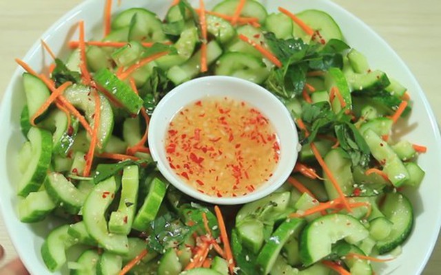 Cách làm nộm dưa chuột giòn, ngon tuyệt cho ngày nghỉ lễ