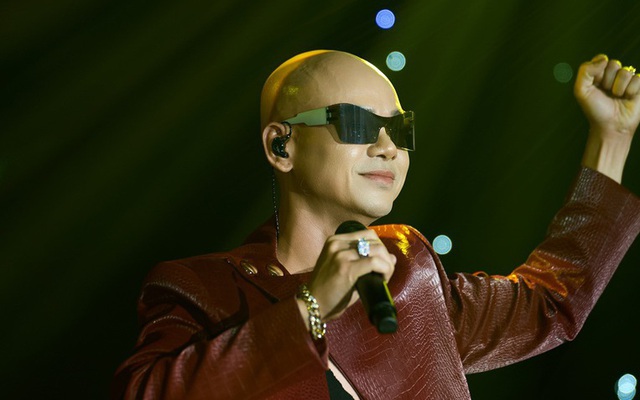 Phan Đinh Tùng tuổi 50: Khẳng định tham vọng trở thành nghệ sĩ toàn cầu