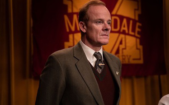 Xem phim Sex Education, tôi bất giác nghĩ đến bố mình: Cách sống 10 điểm của bố đã dạy tôi 1 bài học lớn để giữ gia đình luôn hạnh phúc!