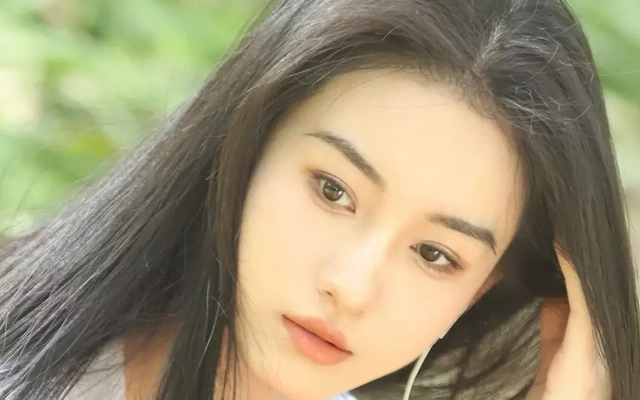 Tiểu Long Nữ 10X bị tẩy chay