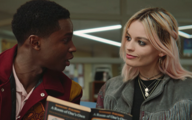 Xem Sex Education, bà mẹ đơn thân như tôi òa khóc: Không muốn đời con rơi vào vũng bùn thì phải thay đổi ngay 3 điều này!