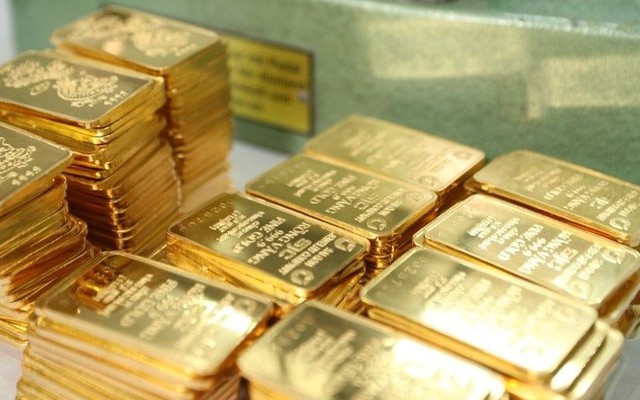 “Ông lớn” ngân hàng rao bán khoản nợ hàng chục tỷ đồng và hơn 100 lượng vàng SJC