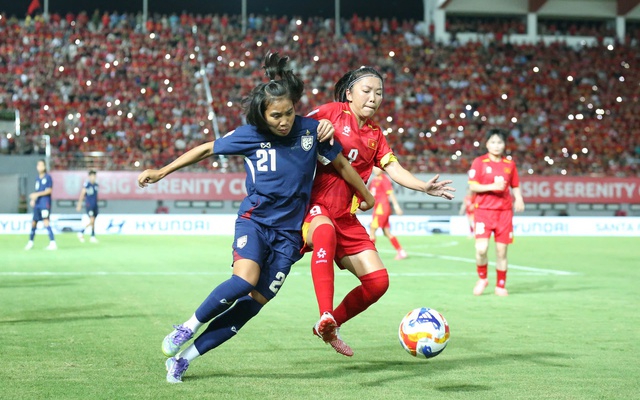 Diễn biến trận Việt Nam vs Malaysia: "Mưa bàn thắng" cho ngôi đầu bảng?