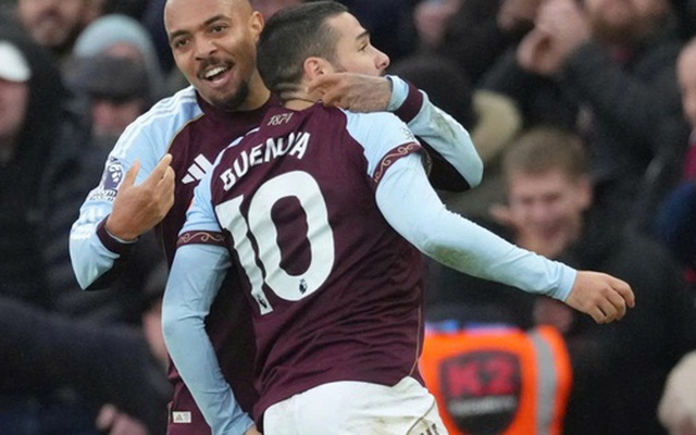 Tình thế đảo chiều trong cuộc đua Ngoại hạng Anh