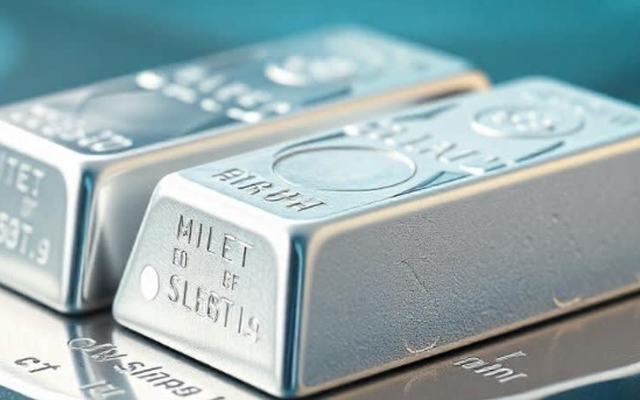 Lộ diện kim loại quý 'nóng' nhất năm 2025