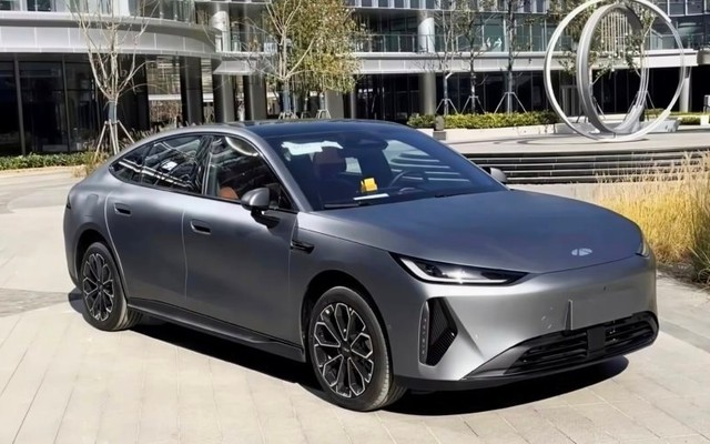 Hãng xe xây nhà máy tại Hưng Yên nhá hàng sedan điện cỡ lớn: Thuần điện đi 650 km 1 lần sạc, giá khởi điểm hơn 500 triệu đồng