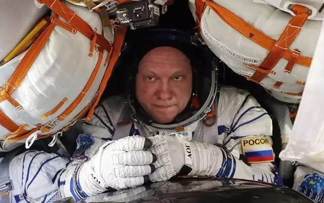 Phi hành gia Nga bị "gạch tên" không thương tiếc: Chuyện gì đã xảy ra?
