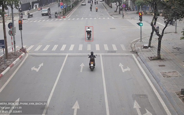 Cục CSGT: Phát hiện 703 xe vượt đèn đỏ trong một ngày tại nút giao ở Hà Nội