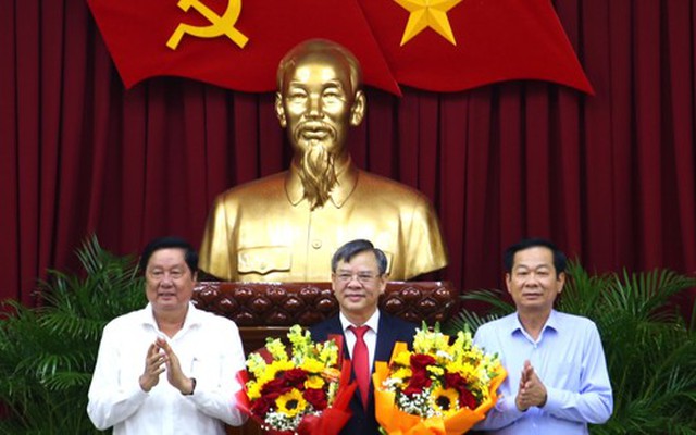 Triển khai quyết định của Ban Bí thư về công tác cán bộ