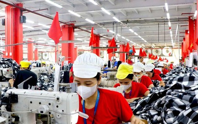 Quy định mới về chế độ trợ cấp khi ốm đau