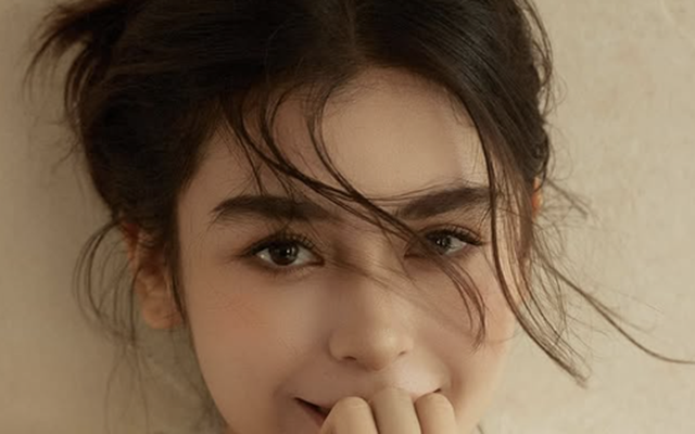 Nữ ca sĩ đột ngột qua đời ở tuổi 20