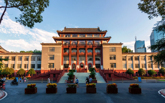 Không phải cổ phiếu hay bất động sản, tỷ phú Trung Quốc đổ xô vào khoản đầu tư không sợ lỗi thời, vừa kiếm tiền vừa được ‘ghi công’