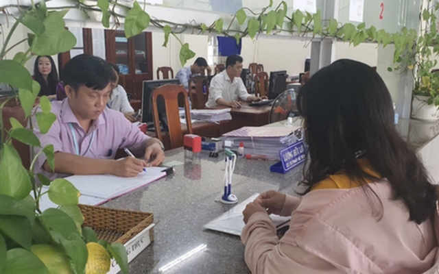 Gần 100 cán bộ, công chức ở Trà Vinh xin thôi việc, nghỉ hưu trước tuổi