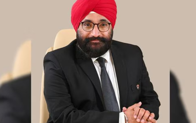 Chủ tịch công ty dầu khí lớn nhất Ấn Độ: 'Hơn cả hạnh phúc khi mua khí đốt Mỹ, vẫn mua dầu Nga như thường nếu kênh bán đủ sạch'