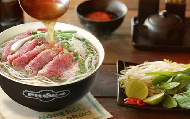 Công ty bán phở, cà phê... siêu lợi nhuận '1 đồng vốn, gần 3 đồng lời' tại sân bay mà vua hàng hiệu mới mua:  Lãi 2024 tăng gấp đôi