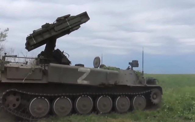 Hệ thống phòng không Strela-10M4 bị máy bay không người lái Nemesis phá hủy